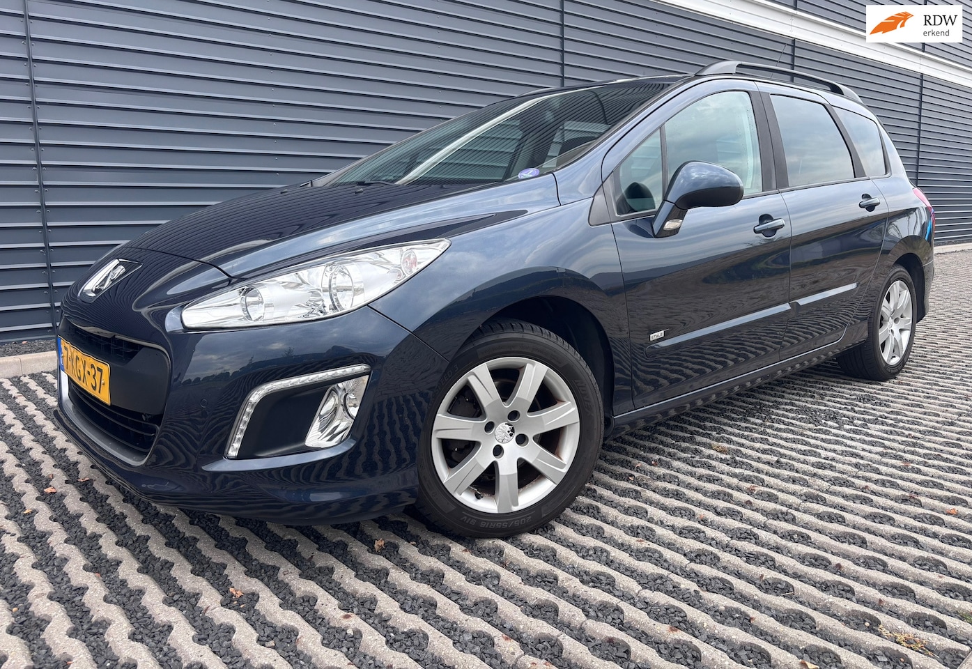 Peugeot 308 SW - 1.6 VTi Style | Airco | Navigatie | 2e Eigenaar - AutoWereld.nl