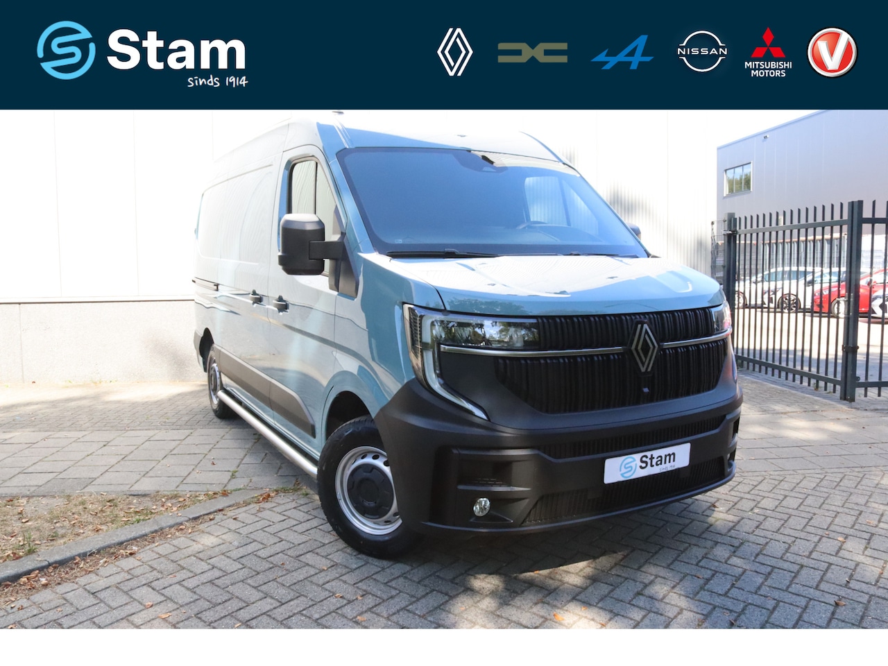 Renault Master - T35 2.0 dCi 130 L2H2 Advance Cruise | Trekhaak - AutoWereld.nl