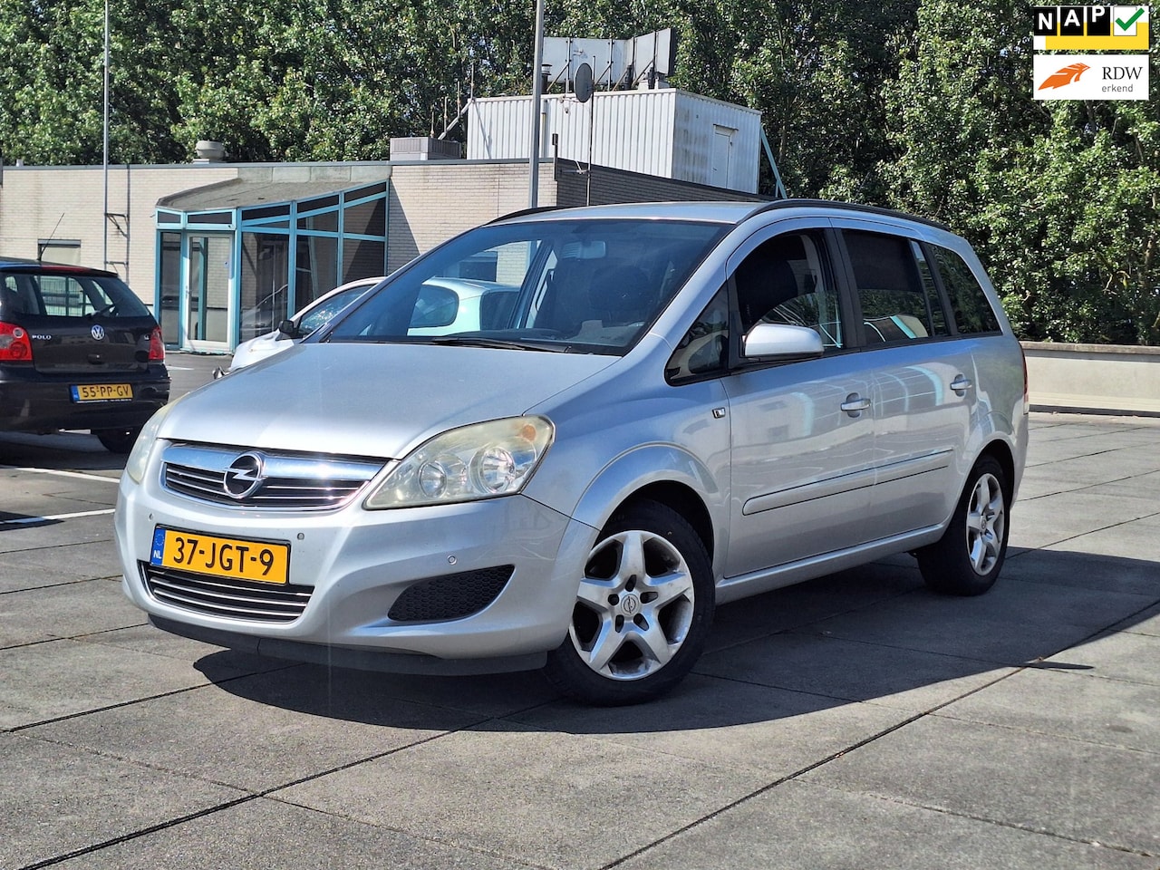 Opel Zafira - €3490,-1.8 Business Automaat 7P Aircondition - AutoWereld.nl