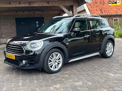 MINI Countryman - 1.5 Cooper Dutch Made Edition