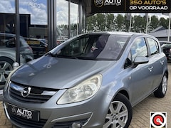 Opel Corsa - 1.4-16V Cosmo 101PK | NL AUTO | Airco | Cruise Control | Lichtmetalen Velgen | 5 Deurs | 2