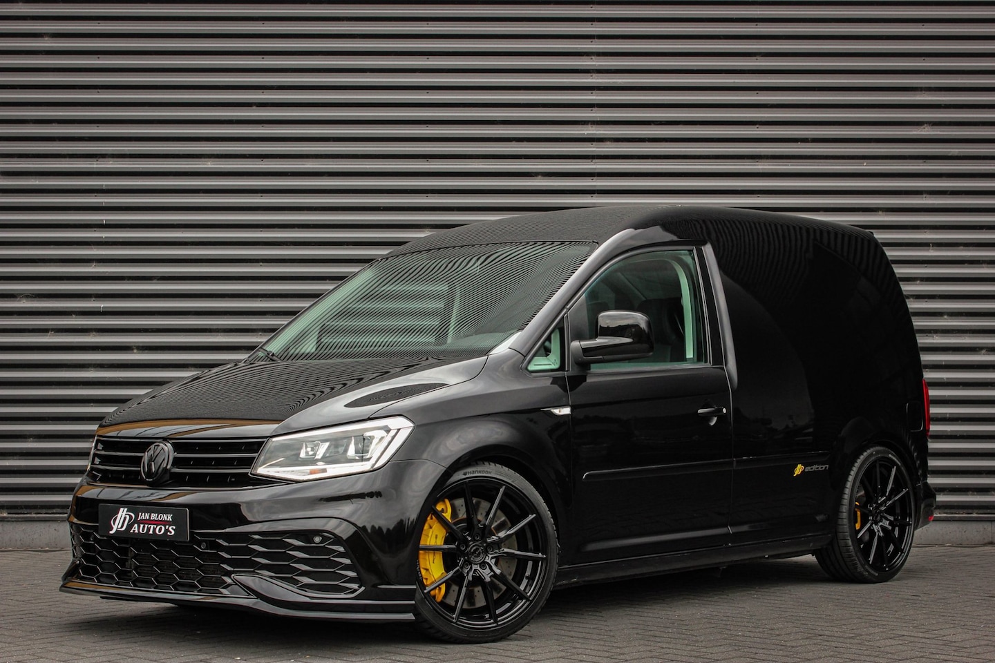 Volkswagen Caddy - 2.0 TDI L1H1 185PK JB- EDITION / 87DKM / NIEUWSTAAT / TREKHAAK / ELEK- PAKKET / LEDEREN BE - AutoWereld.nl