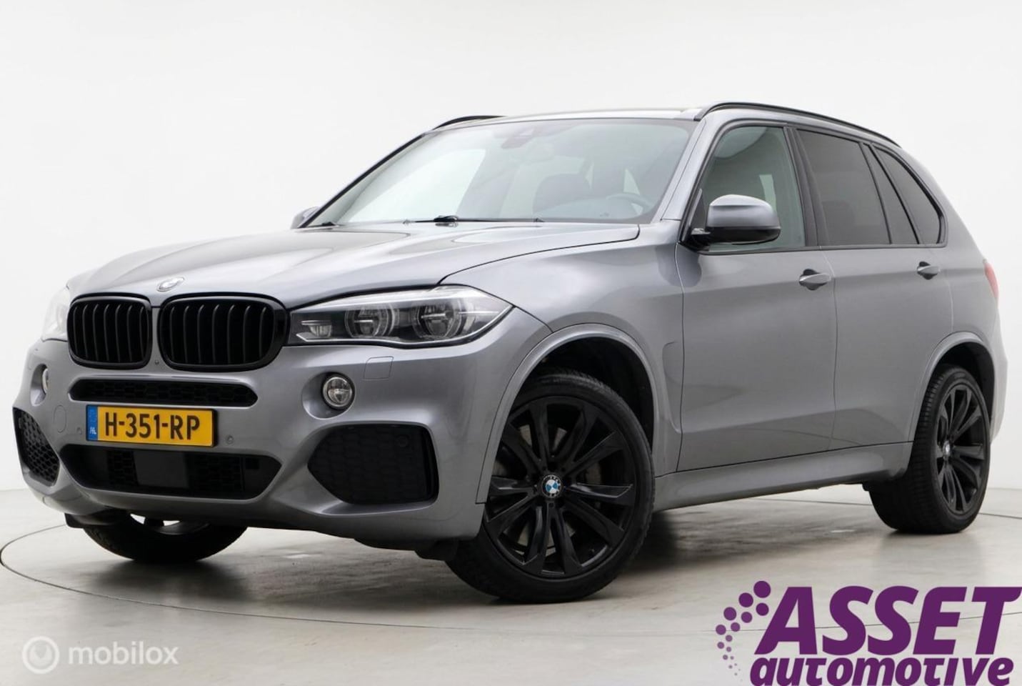 BMW X5 - xDrive50i V8 7-zit volle auto! Pano| Head-up| M-Sport - AutoWereld.nl