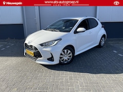 Toyota Yaris - 1.5 Hybrid 115 Dynamic , incl Comfort pack, parkeersensoren rondom, Dode Hoek Detectie, en