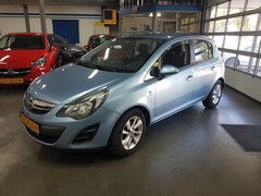 Opel Corsa - 1400i 5 DEURS AIRCO Half leer interieur