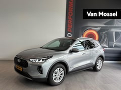 Ford Kuga - 2.5 PHEV Titanium | WEGKLAPBARE TREKHAAK | 2.100KG TREKGEWICHT | SOH 98% | NAVIGATIE | APP