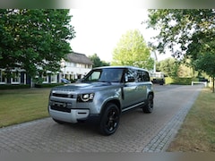 Land Rover Defender 110 - 3.0 D250 MHEV SE * GRIJS KENTEKEN * | 6 CILINDER | Luchtvering | Panorama dak | 360° Camer