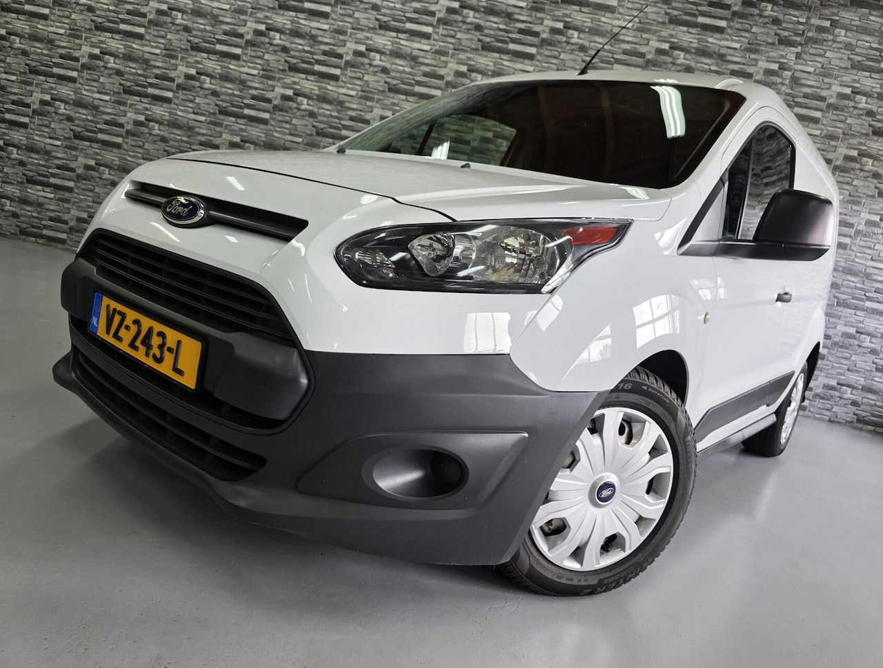 Ford Transit Connect - 1.5 TDCI L1 Ambiente *101PK*Nieuwe APK! - AutoWereld.nl