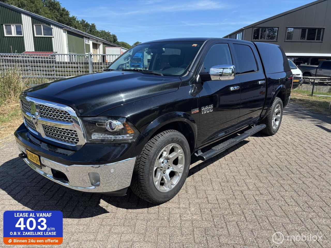 Dodge Ram 1500 - Laramie Crew Cab 4x4 - AutoWereld.nl