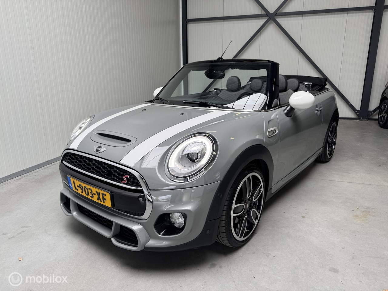 MINI Cabrio - 2.0 Cooper S Chili Serious Business - AutoWereld.nl