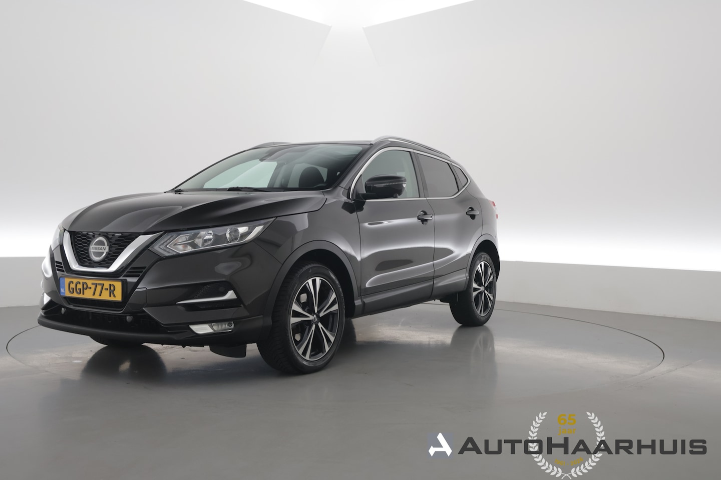 Nissan Qashqai - 1.3 DIG-T 160pk! N-Connecta | Rijklaar! | Trekhaak | Design Pakket | Stoelverw. | 360*+PDC - AutoWereld.nl