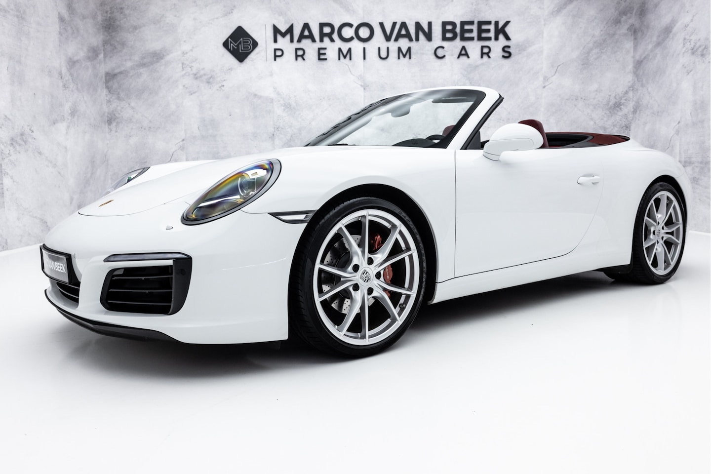 Porsche 911 Cabrio - 3.0 Carrera | Sport Chrono | Bose | Stoelventilatie | PASM | 20" - AutoWereld.nl