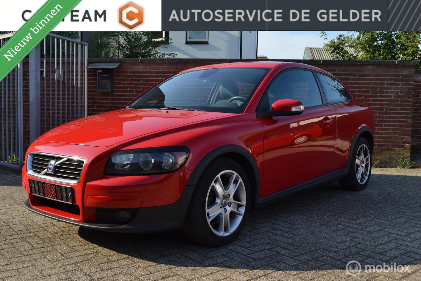 Volvo C30 - 2.4i Momentum 2.4i Momentum - AutoWereld.nl