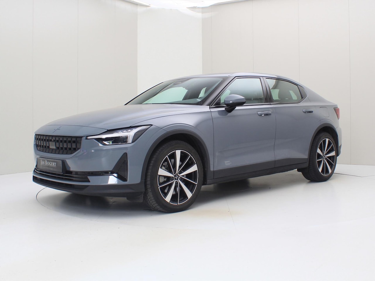 Polestar 2 - Standard Range Single Motor 224PK 96% SoH [ STOELVERWARMING+ELEK. STOELEN+NAVI+CAMERA+LED - AutoWereld.nl