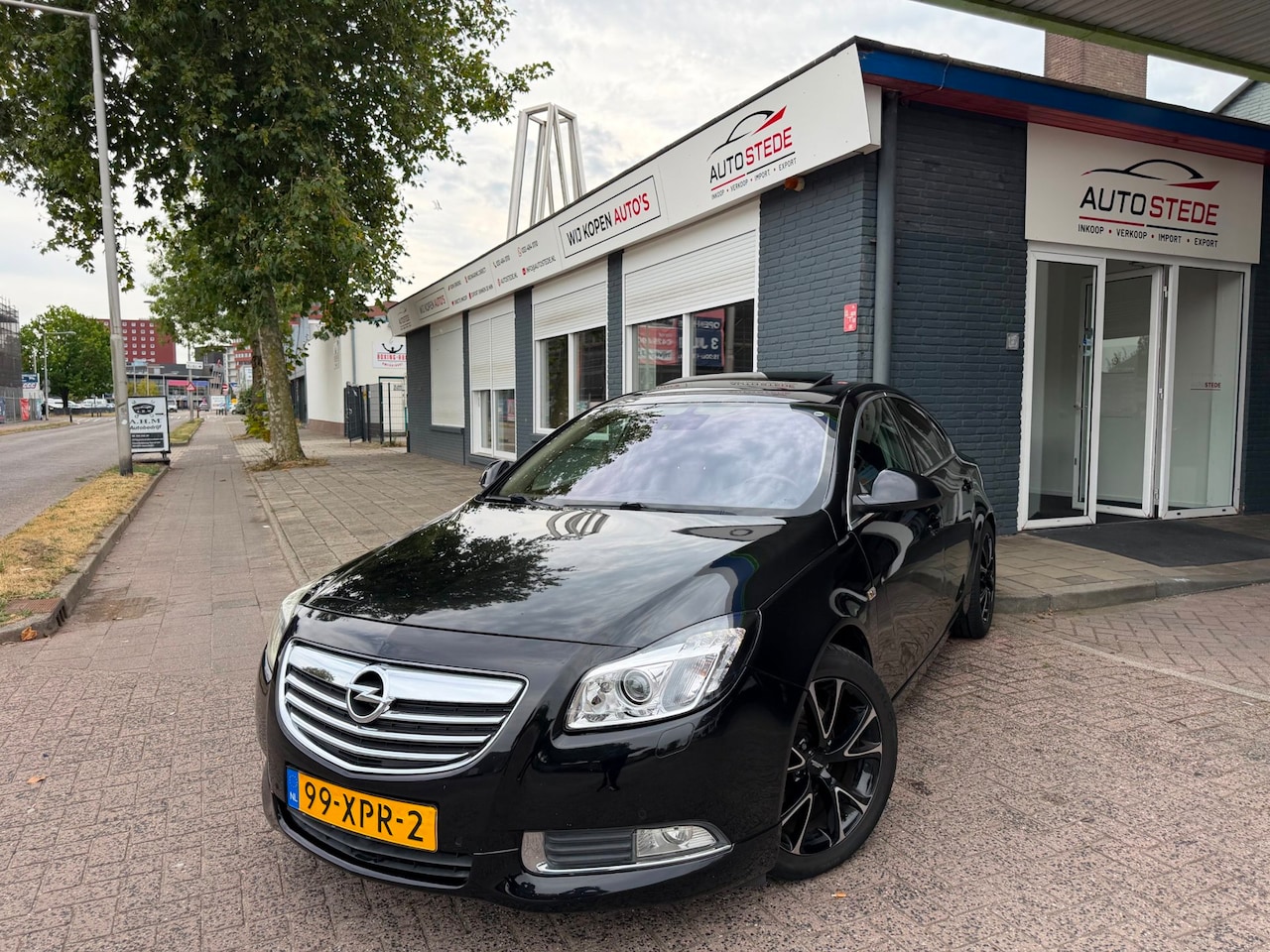Opel Insignia - 2.0 T Executive AIRCO LEER DAKJE TREKHAAK - AutoWereld.nl