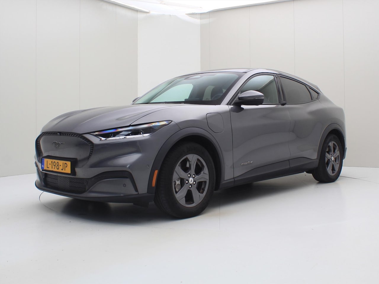 Ford Mustang Mach-E - 75kWh 258pk RWD 93% SoH [ LEDER+CARPLAY+STOEL/STUURWIELVERWARMING ] - AutoWereld.nl