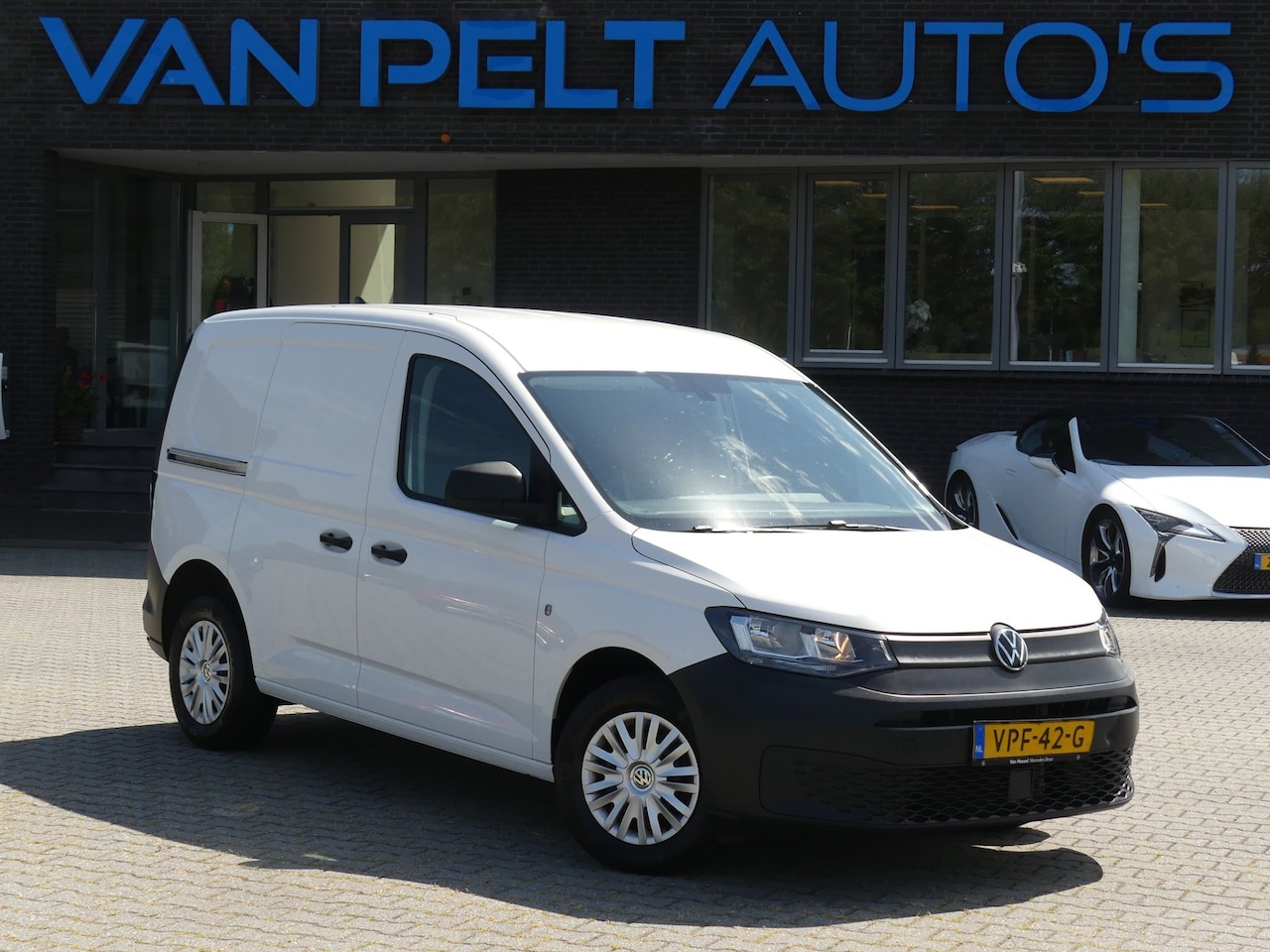 Volkswagen Caddy Cargo - 2.0 TDI 102PK Comfort / Carplay / Navigatie - AutoWereld.nl