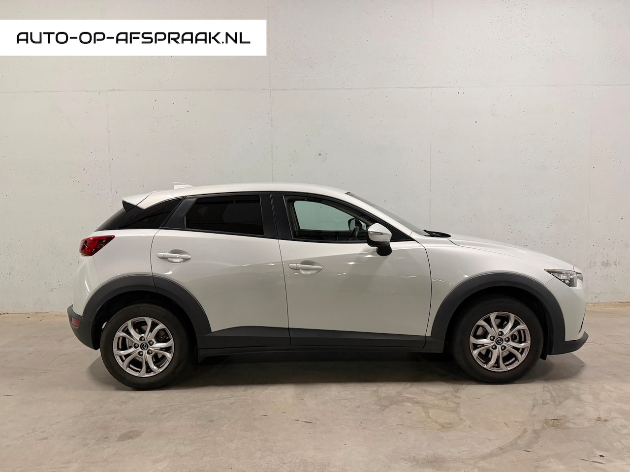 Mazda CX-3 - 2.0 SkyActiv-G 120 SkyLease+ Navi Airco Cruise - AutoWereld.nl