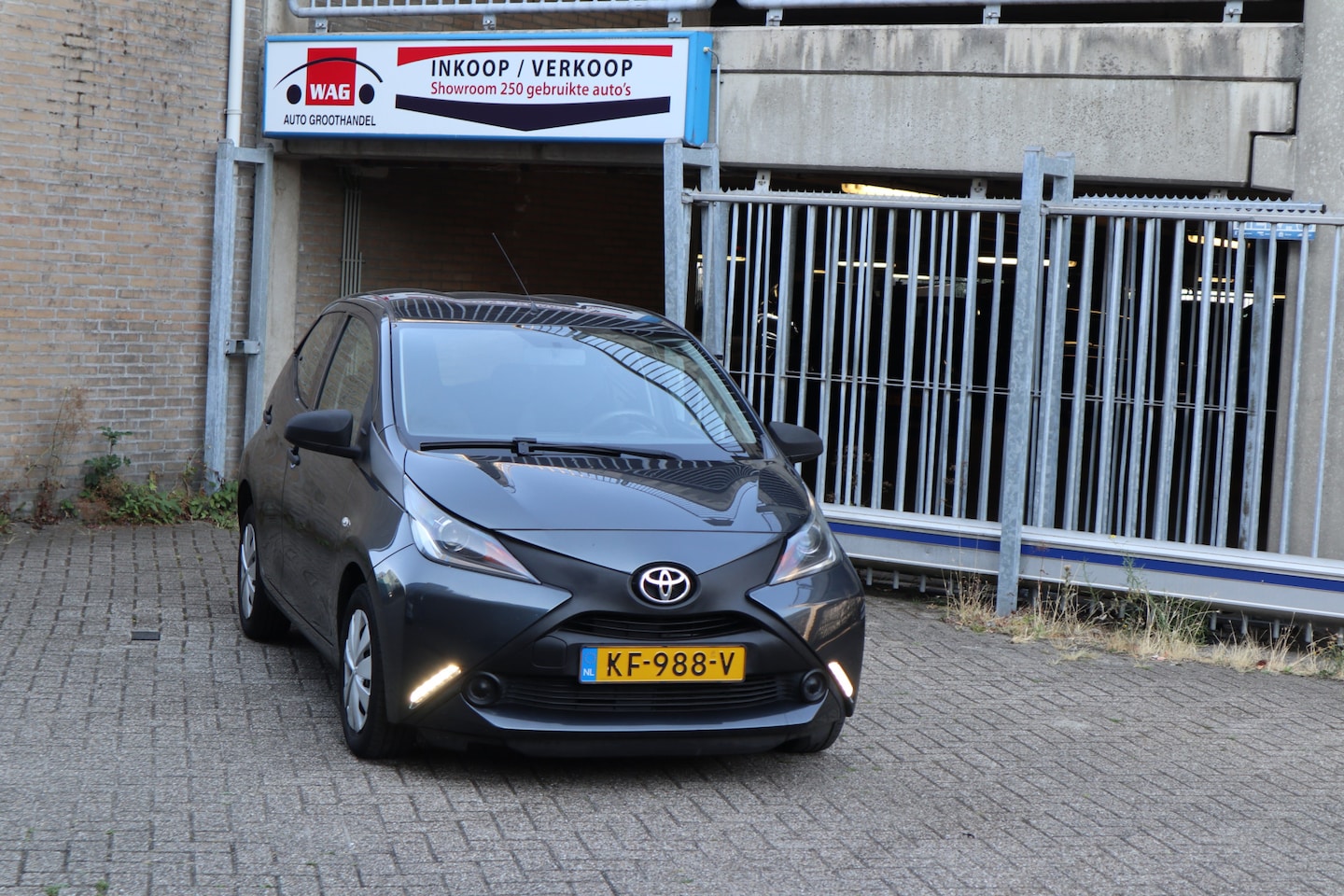Toyota Aygo - 1.0 VVT-i x-now 1.0 VVT-i x-now - AutoWereld.nl