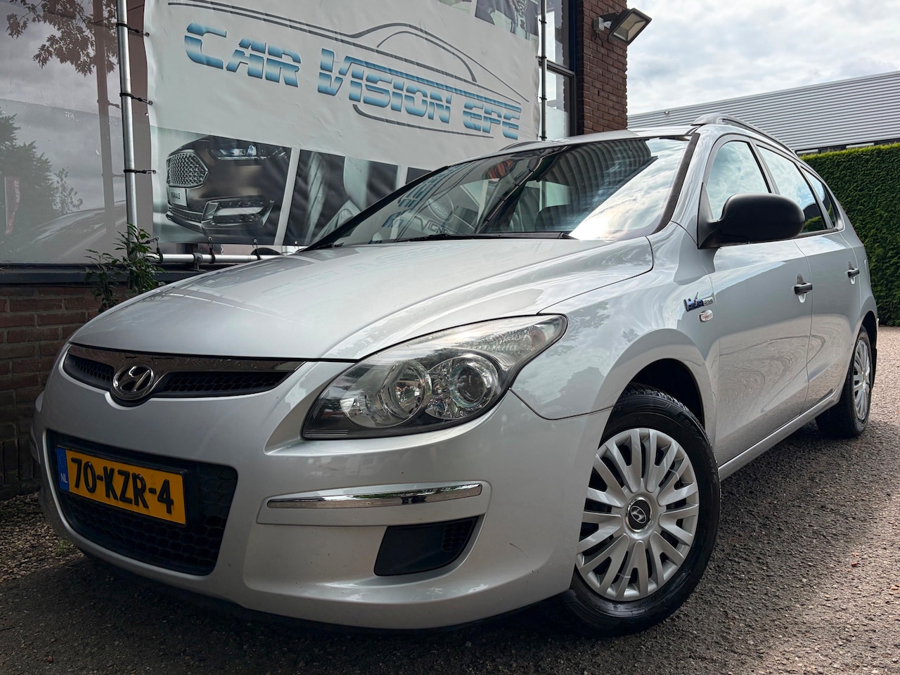 Hyundai i30 CW - 1.4i Blue Active|Airco|Trekhaak| - AutoWereld.nl