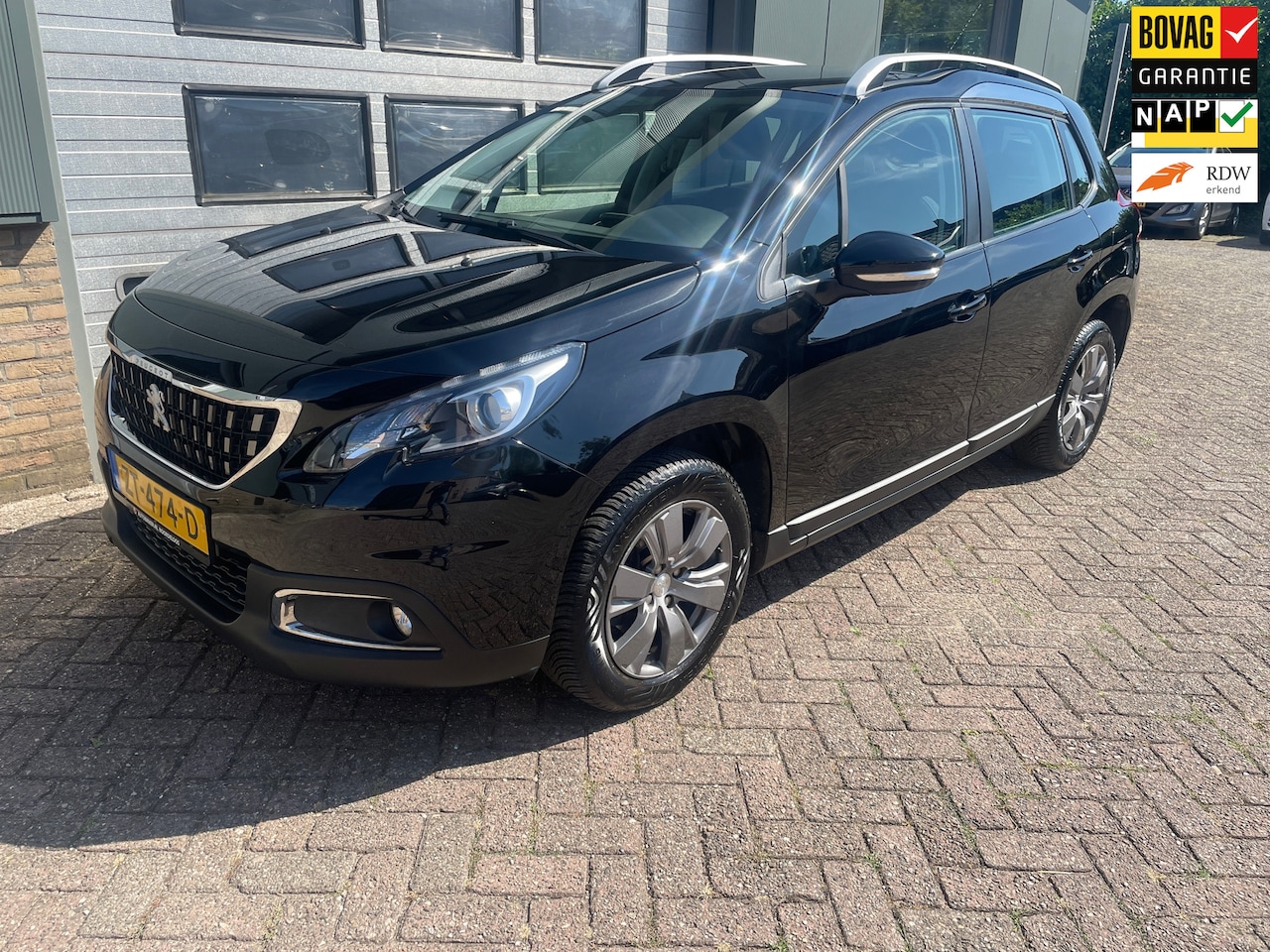 Peugeot 2008 - 1.2 PureTech Blue Lion 1.2 PureTech Blue Lion, Automaat - AutoWereld.nl