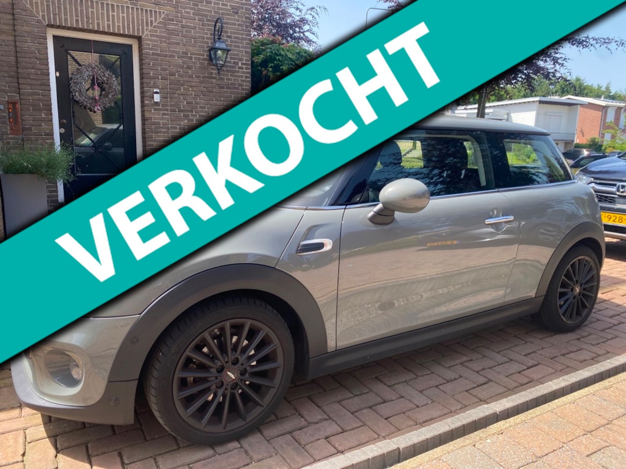 MINI Cooper - Mini 1.5 AUTOMAAT NIEUWSTAAT 89.000KM ORIG 1e EIGENARESSE org nederlandse auto incl onderh - AutoWereld.nl