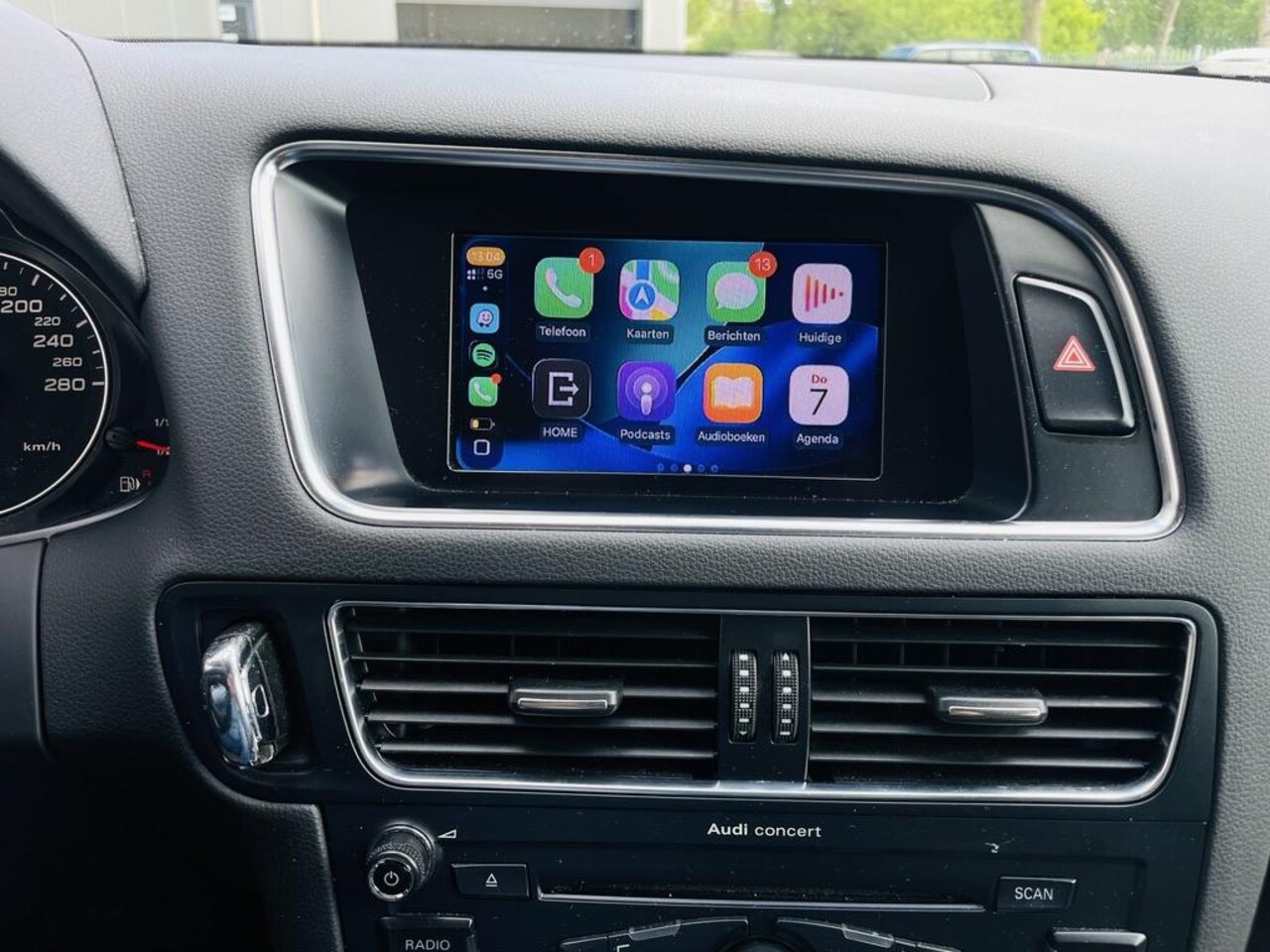 Audi Q5 - 2.0 TFSI quattro Pro Line | CarPlay | Sportstoelen | Trekhaak | Cruise control | Youngtime