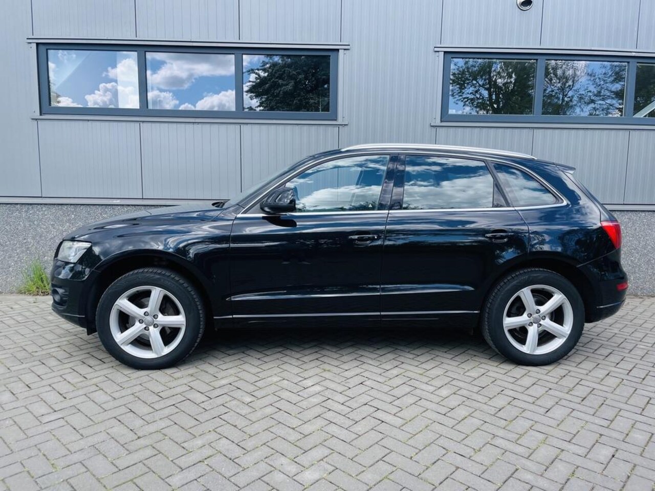 Audi Q5 - 2.0 TFSI quattro Pro Line | CarPlay | Sportstoelen | Trekhaak | Cruise control | Youngtime