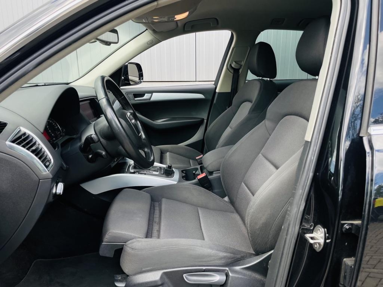Audi Q5 - 2.0 TFSI quattro Pro Line | CarPlay | Sportstoelen | Trekhaak | Cruise control | Youngtime