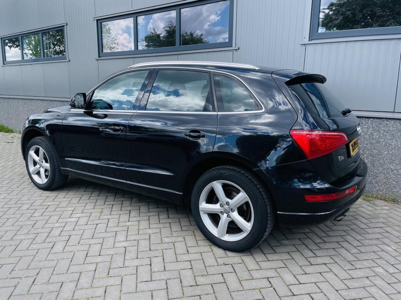 Audi Q5 - 2.0 TFSI quattro Pro Line | CarPlay | Sportstoelen | Trekhaak | Cruise control | Youngtime