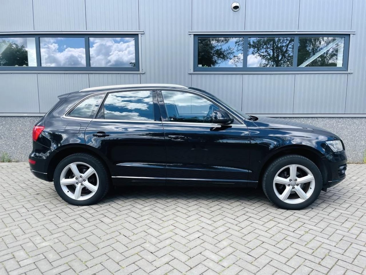 Audi Q5 - 2.0 TFSI quattro Pro Line | CarPlay | Sportstoelen | Trekhaak | Cruise control | Youngtime
