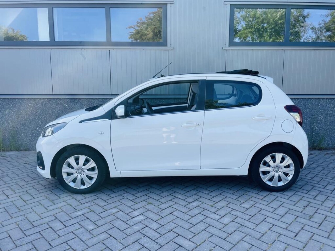 Peugeot 108 - 1.0 e-VTi Active TOP! | Cabrio/Vouwdak | Airco | Bluetooth | Goed Onderhouden