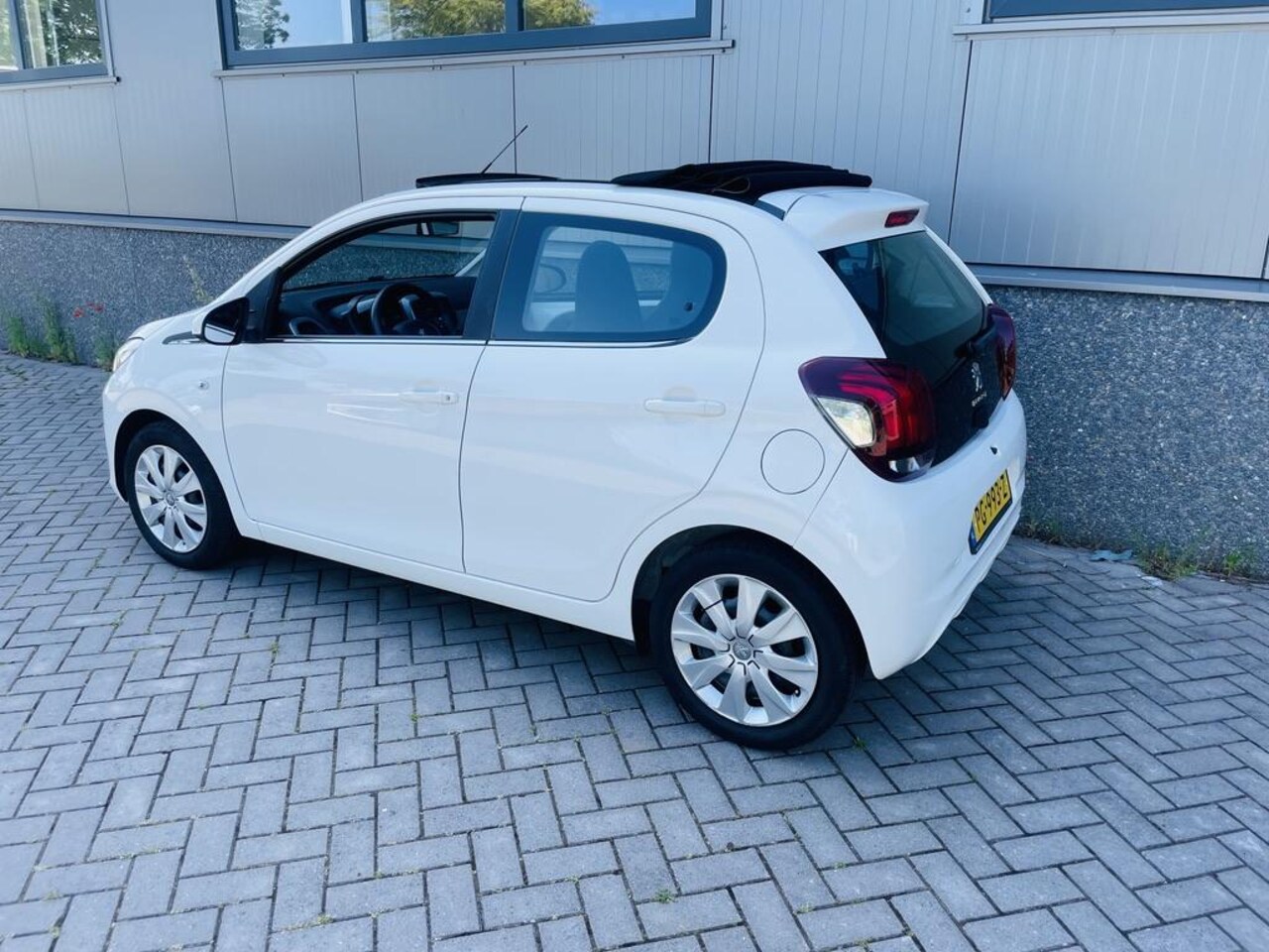 Peugeot 108 - 1.0 e-VTi Active TOP! | Cabrio/Vouwdak | Airco | Bluetooth | Goed Onderhouden