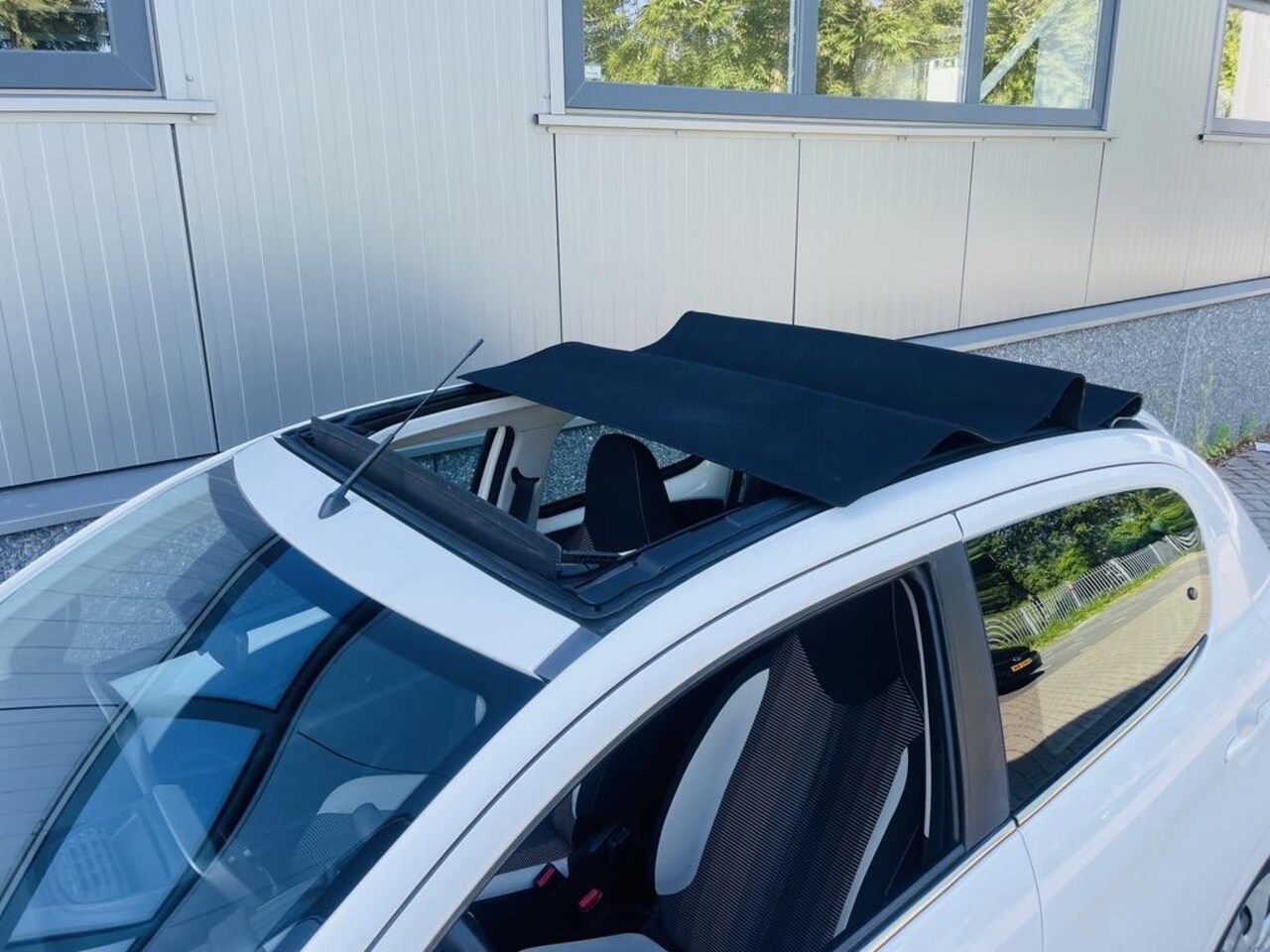 Peugeot 108 - 1.0 e-VTi Active TOP! | Cabrio/Vouwdak | Airco | Bluetooth | Goed Onderhouden