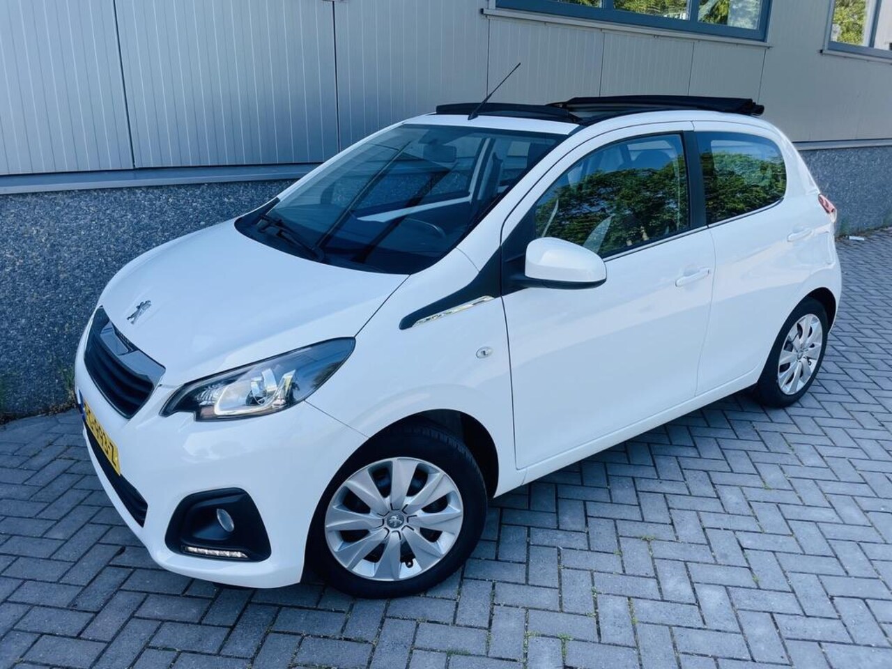 Peugeot 108 - 1.0 e-VTi Active TOP! | Cabrio/Vouwdak | Airco | Bluetooth | Goed Onderhouden