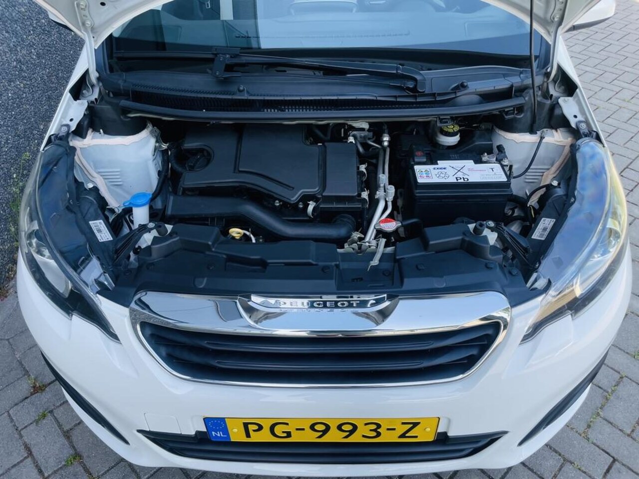 Peugeot 108 - 1.0 e-VTi Active TOP! | Cabrio/Vouwdak | Airco | Bluetooth | Goed Onderhouden