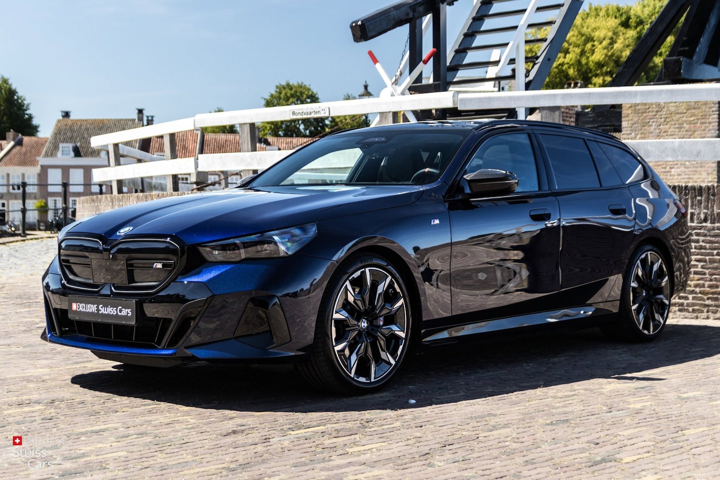 BMW i5 Touring - M60 xDrive|Full opt.|Garantie tot 10-07-2029|1e eig.|Pano|B&O|Agument. HUD|Comfort| - AutoWereld.nl