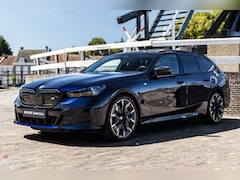 BMW i5 Touring - M60 xDrive|Full opt.|Garantie tot 10-07-2029|1e eig.|Pano|B&O|HUD|Comfort|