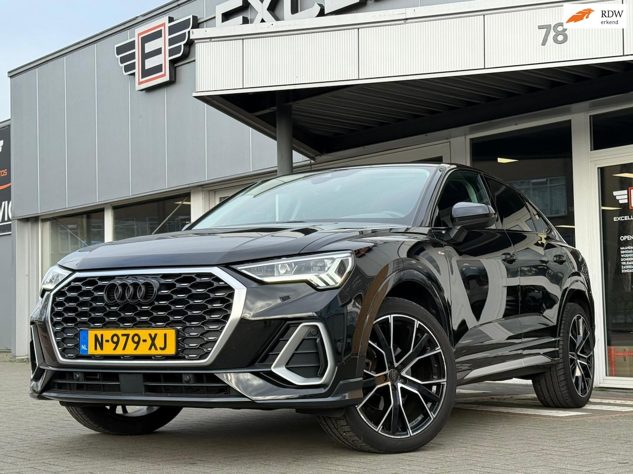 Audi Q3 Sportback - 35 TFSI S Edition | Sfeerverlichting - AutoWereld.nl