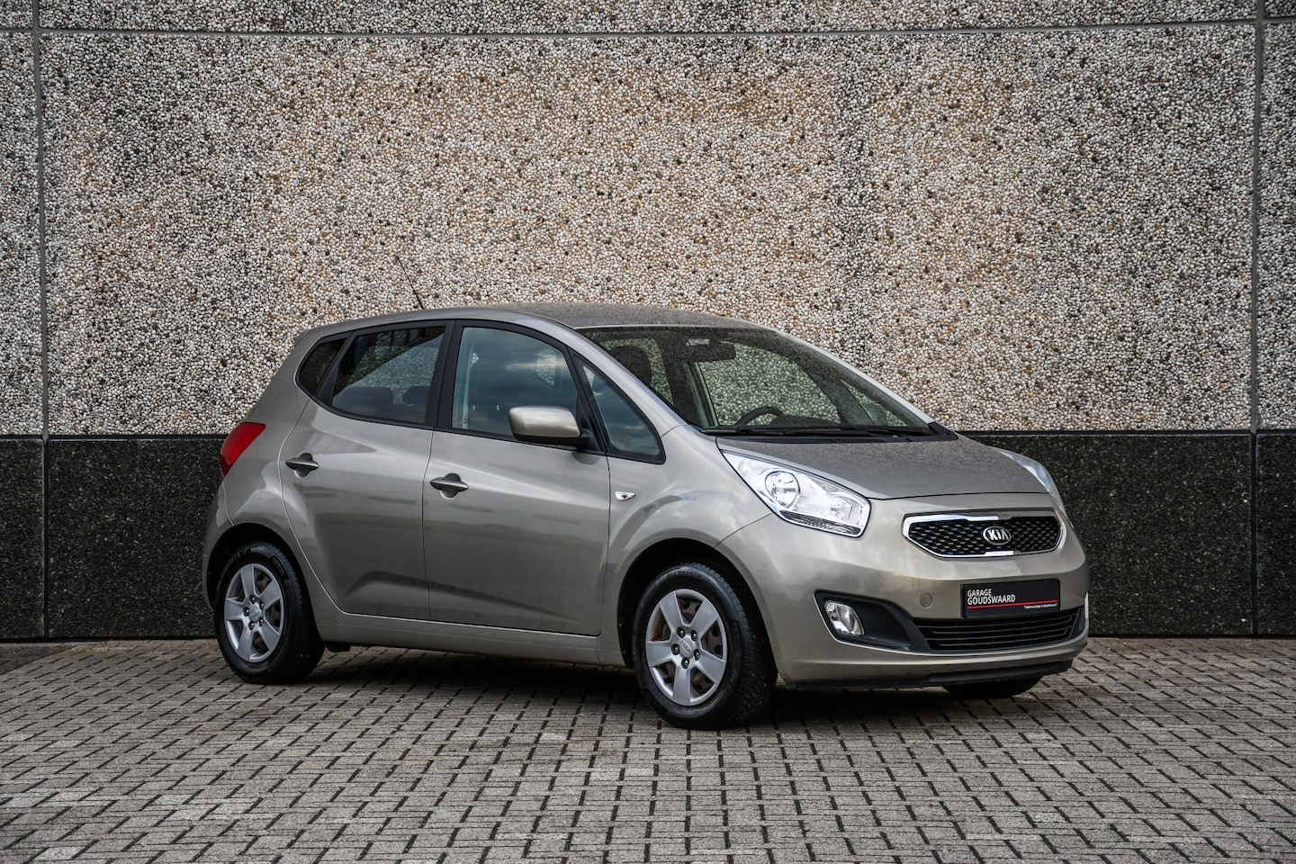 Kia Venga - 1.4 CVVT Plus Pack 1.4 CVVT Plus Pack - AutoWereld.nl