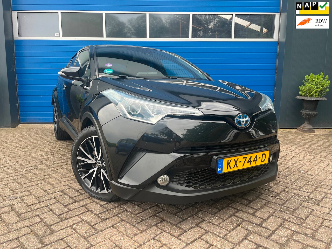 Toyota C-HR - 1.8 Hybrid Executive|Navi. - AutoWereld.nl