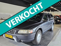 Volvo XC70 - 2.5 T Kinetic/AUTOMAAT/PANODAK/LEDER/CRUISE/
