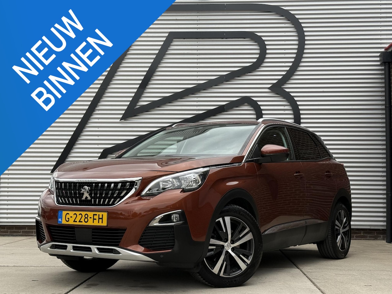 Peugeot 3008 - 1.2 PureTech Crossway 1e Eigenaar|Navi|Trekhaak|D-riem vv in 2024|i-Cockpit|Camera|Carplay - AutoWereld.nl
