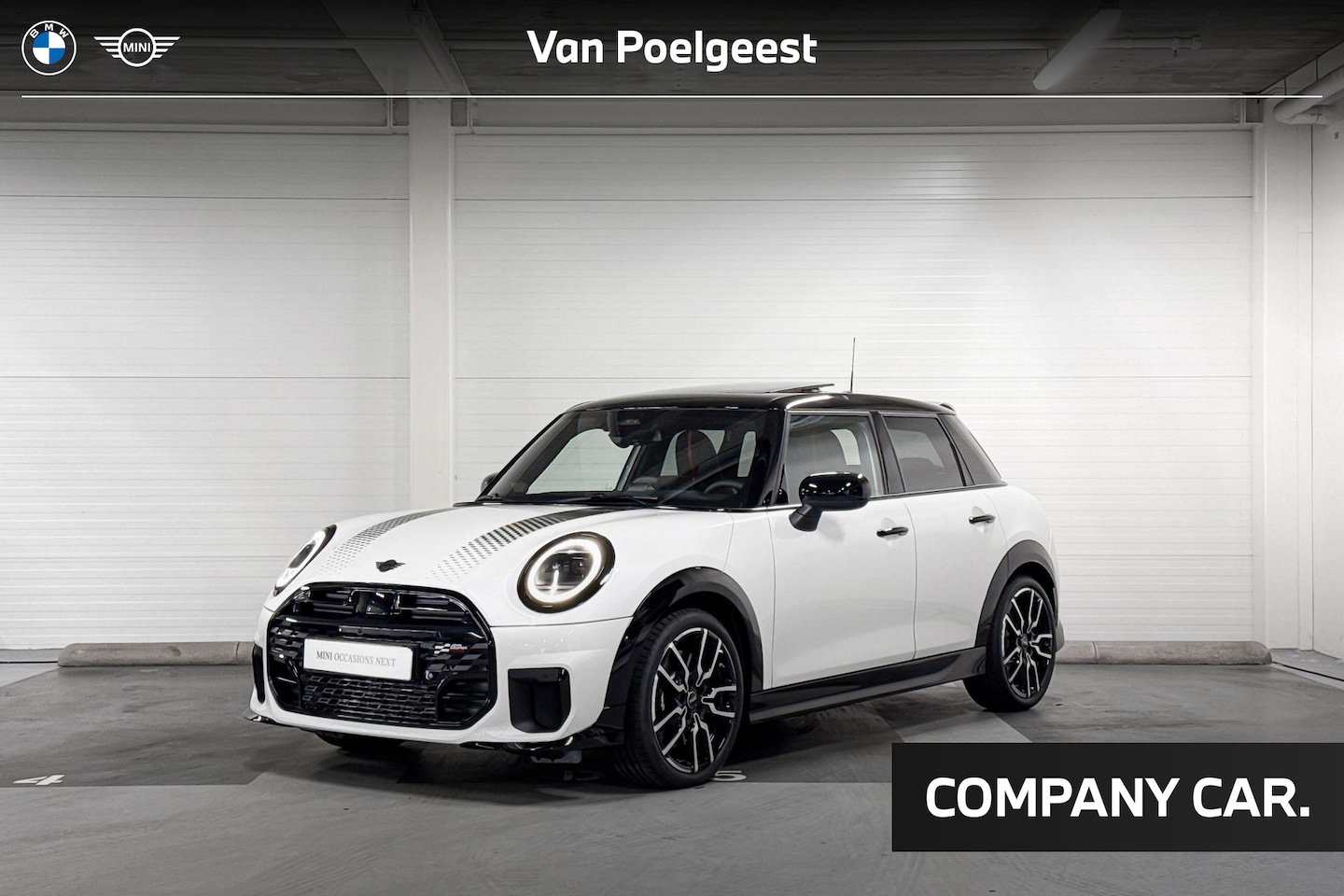 MINI 5-Deurs - Cooper S John Cooper Works | Pakket XL | Stuurwielverwarming | Harman/Kardon | Panoramadak - AutoWereld.nl