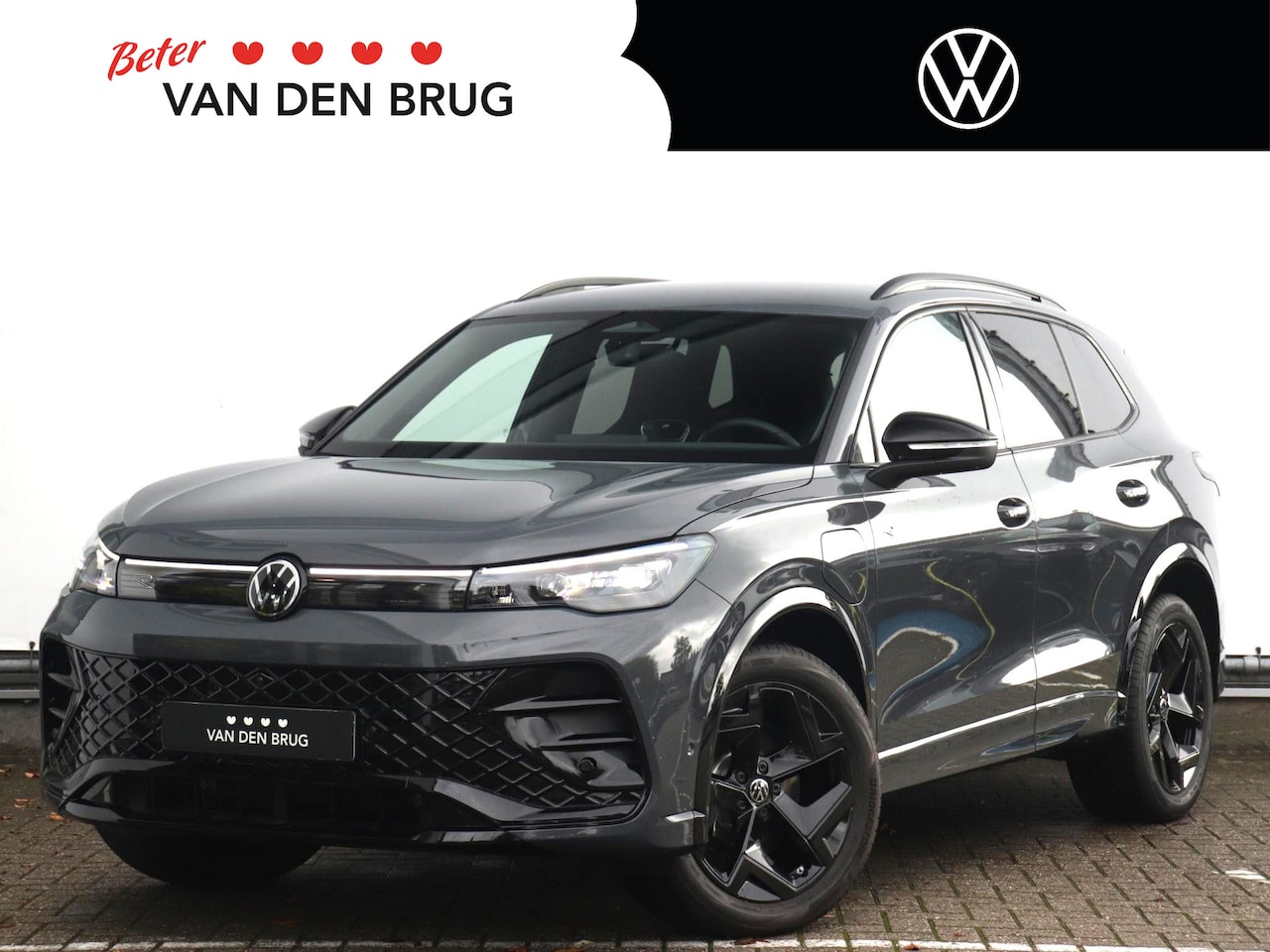 Volkswagen Tiguan - 1.5 eHybrid R-Line Edition 272pk | Trekhaak | Black Style | 360 Camera | Navigatie | Dodeh - AutoWereld.nl