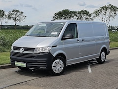 Volkswagen Transporter - 2.0 TDI L2H1 30 Automaat, Adaptive Cruise Control, Stoelverwarming, Airco, Parkeersensoren