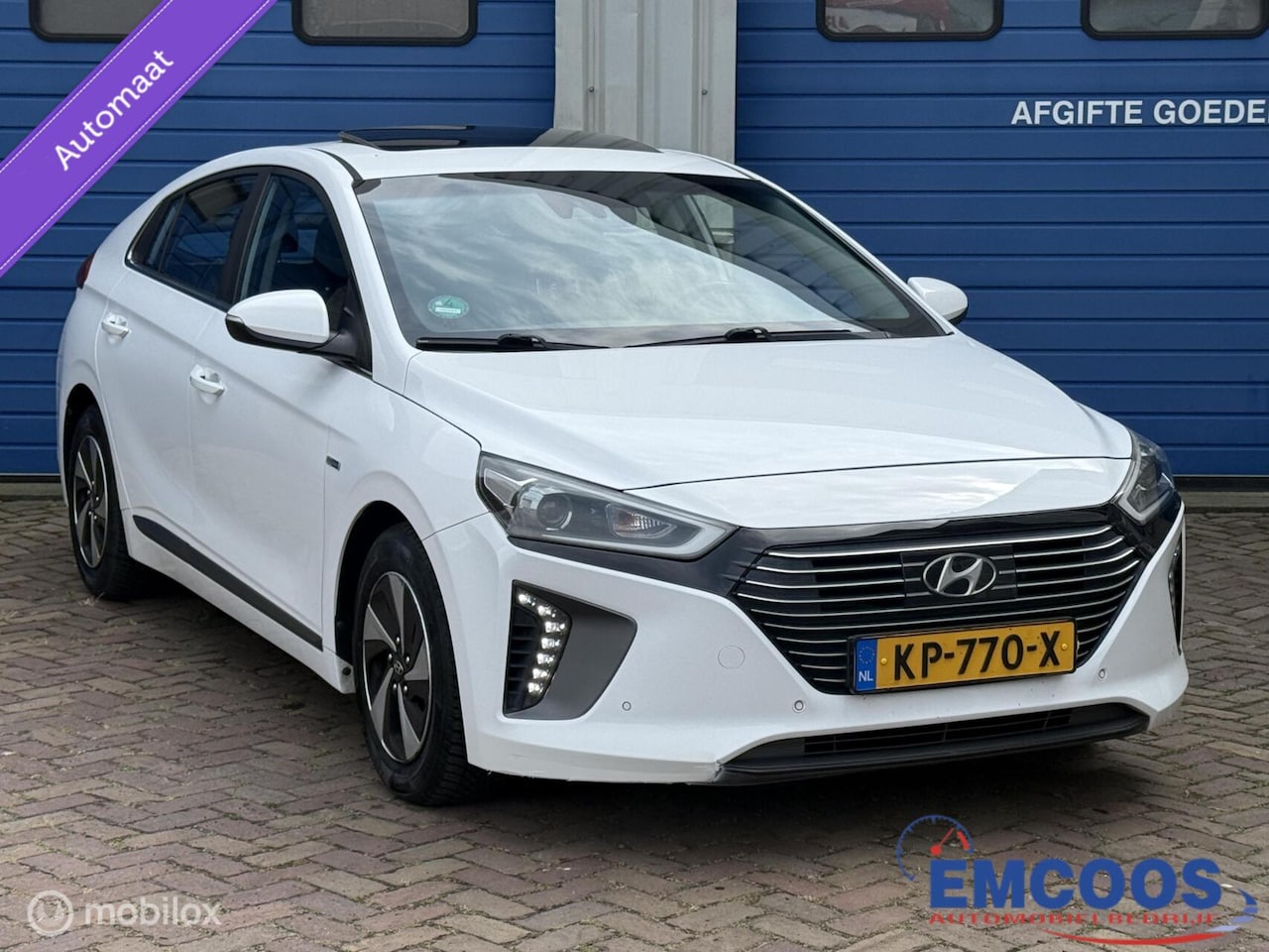 Hyundai IONIQ - 1.6 GDi First Edition * Bomvol * Leder * Schuifdak * Camera * Stoelverwarming - AutoWereld.nl