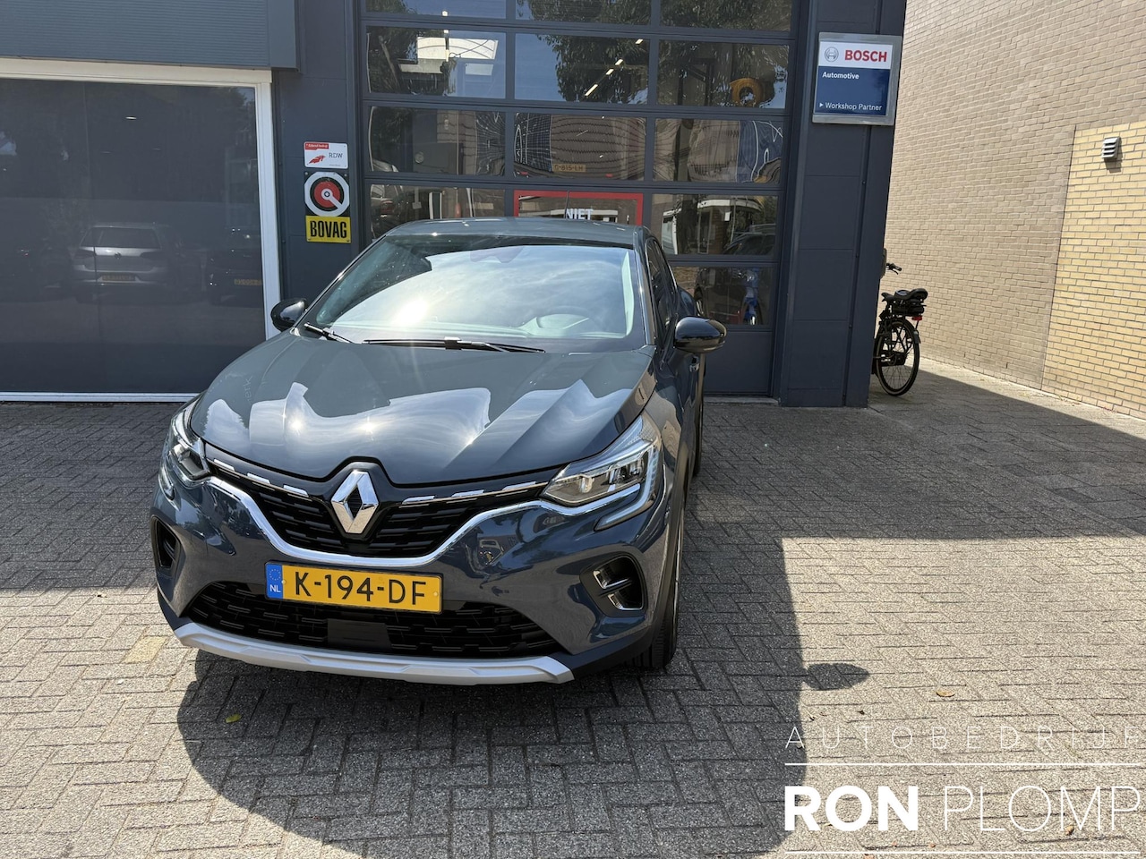 Renault Captur - 1.0 TCe 100 Intens / Airco clima/ Navigatie/ Cruise/ Apple carplay/ PDC/ Virtuele cockpit/ - AutoWereld.nl