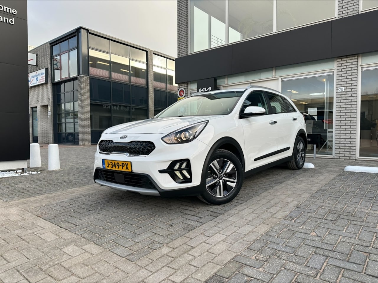 Kia Niro - 1.6i Hybrid DynamicLine +CERTIFIED USED+ - AutoWereld.nl