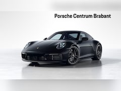 Porsche 911 - Carrera 4 GTS
